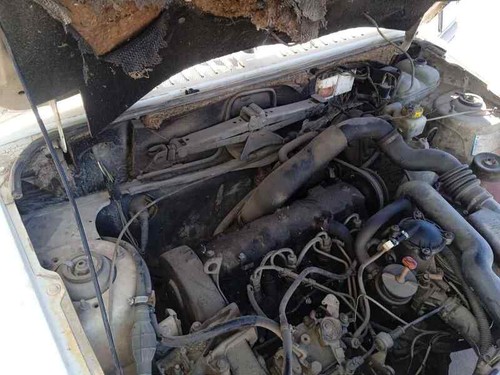 Front windscreen wiper motor - windscreen,